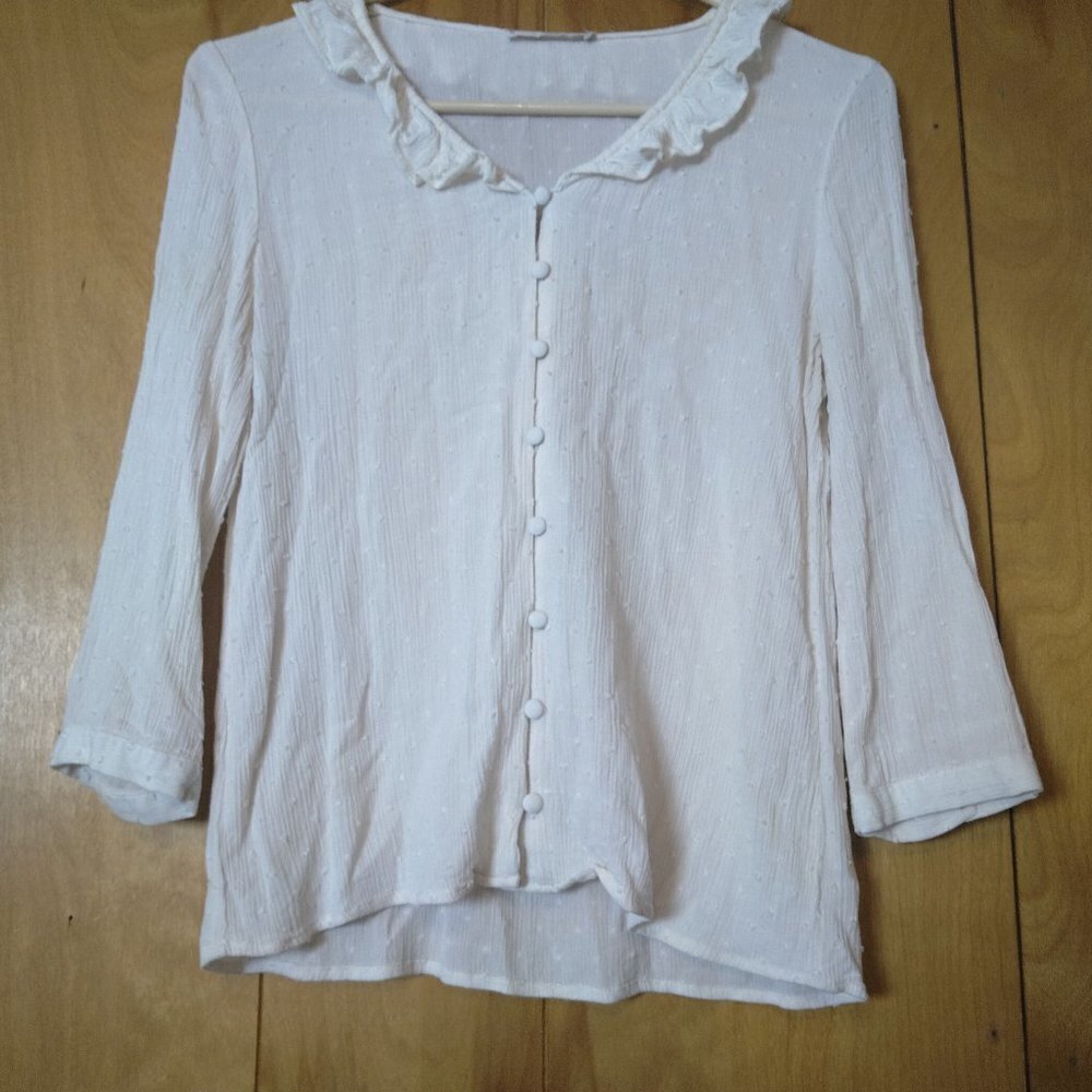 MNG Mango Size 2 Off White Button Front 3/4 Sleeve Blouse With Ruffle